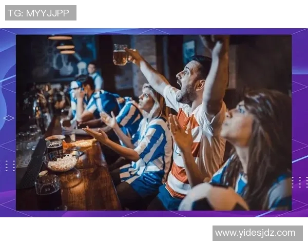 足球明星与啤酒的完美结合评测分析图解读与推荐 足球明星与啤酒的完美结合评测分析图解读与推荐