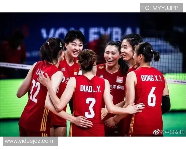 足球明星与女排运动员的精彩瞬间展现体育魅力与青春活力 足球明星与女排运动员的精彩瞬间展现体育魅力与青春活力