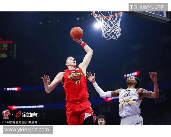 韩国足球明星戴面具的背后故事与赛场上的不屈精神 韩国足球明星戴面具的背后故事与赛场上的不屈精神