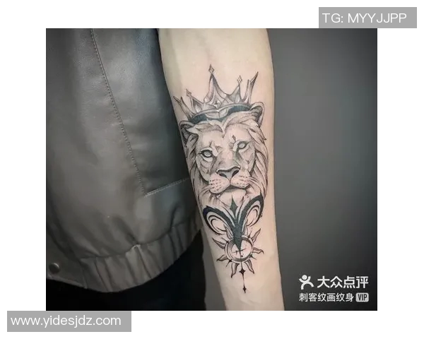 足球明星身上的狮子纹身象征着力量与勇气的深刻寓意解析