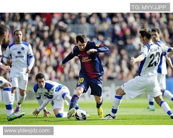 现役足球明星谁才是真正的王者实力对比与成就分析